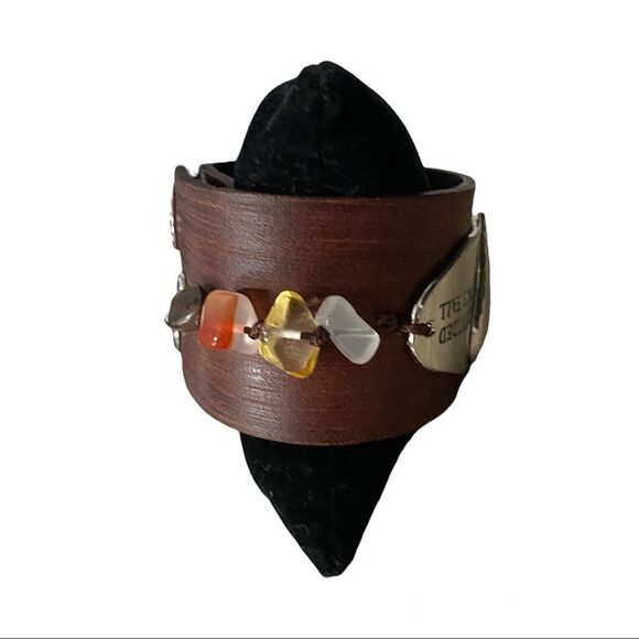 Hammered Heart & Multicolor Stone Faux Leather Wrap Bracelet Women’s OSFM - Picture 3 of 6